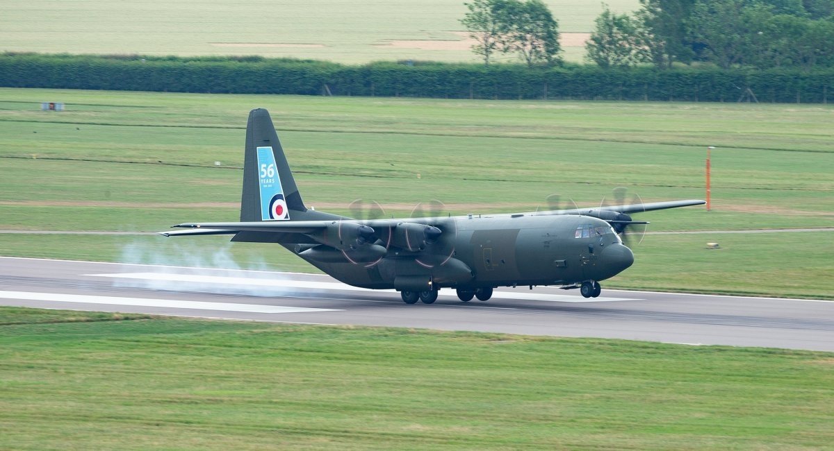 Британський C-130J в своєму останньому польоті, архівне фото від Royal Air Force