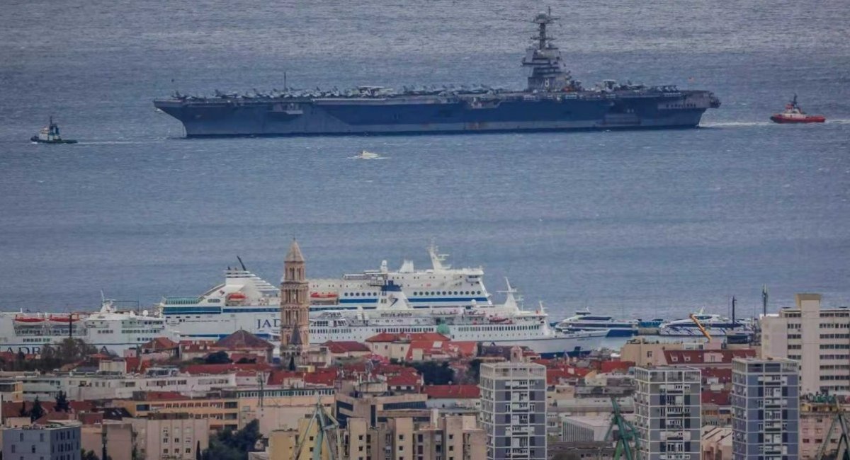 USS Gerald R. Ford (CVN-78) у Спліті, фото: XHSwahili