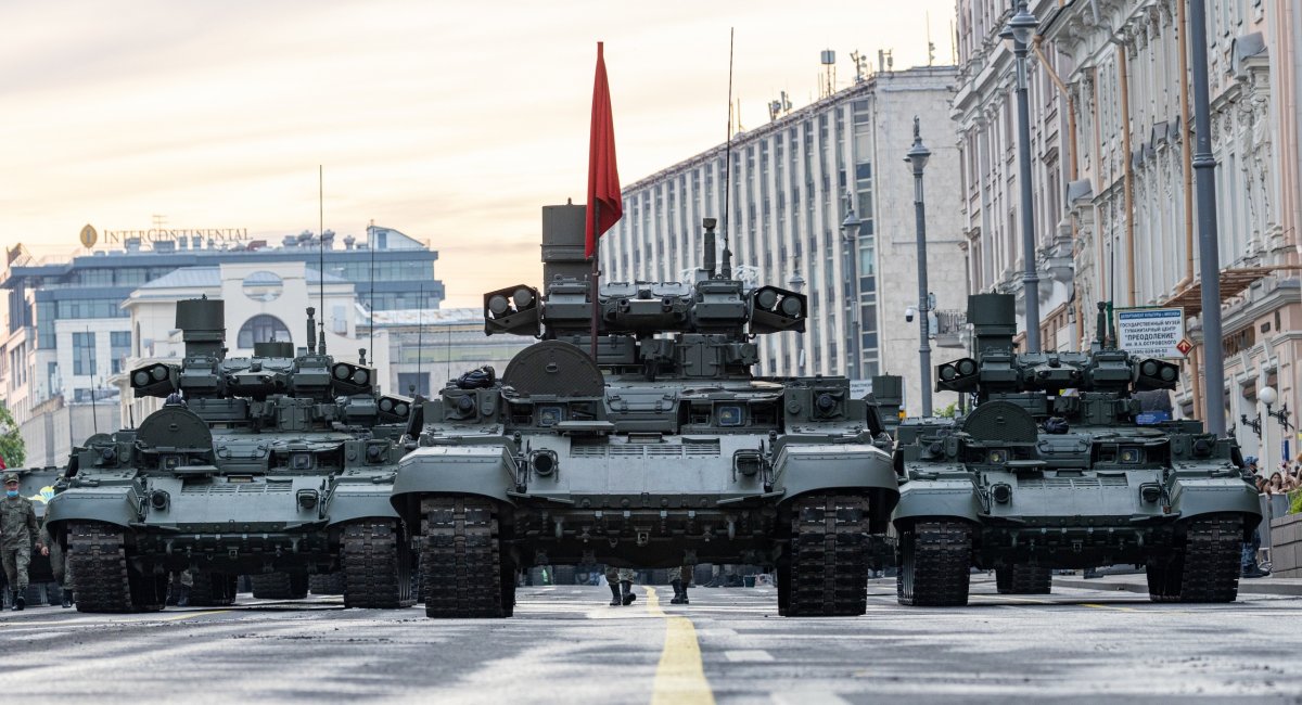 Куди приткнути "Терминатор": деталі про російську бойову машину підтримки танків (частина 1)