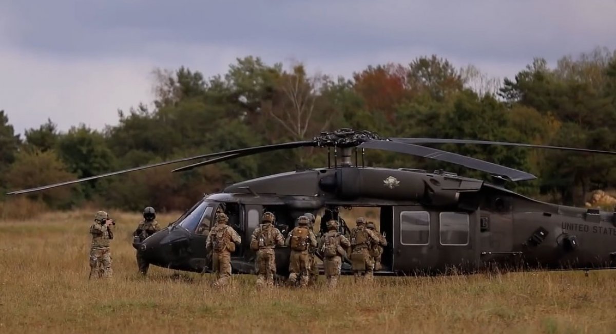 ССО ЗСУ та американський UH-60 Black Hawk на навчаннях Combined Resolve XIV