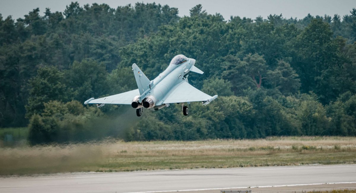 У небо піднявся новий грізний супротивник для Су-35 та Су-57 - Eurofighter Typhoon у найсучаснішій модифікації Tranche 4