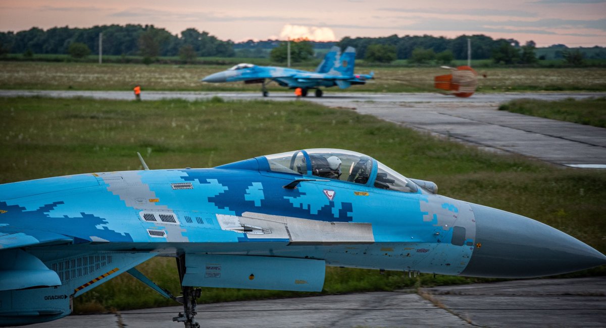 Тактична авіація Повітряних Сил провела командирські польоти на Су-27 