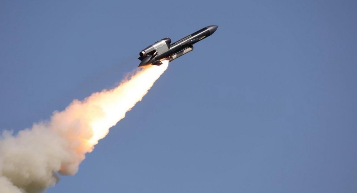 Які важливі деталі у новому відео пуску FP-5 "Фламінго", який має дещо спільне з "Павутиною" 