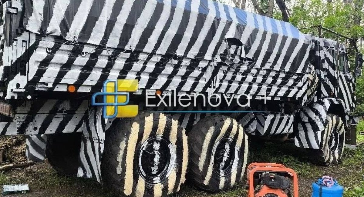 У надії сховатися від українських дронів з машинним зором рашисти дістали сліпучий камуфляж з Першої світової війни, але не зрозуміли, як він працює