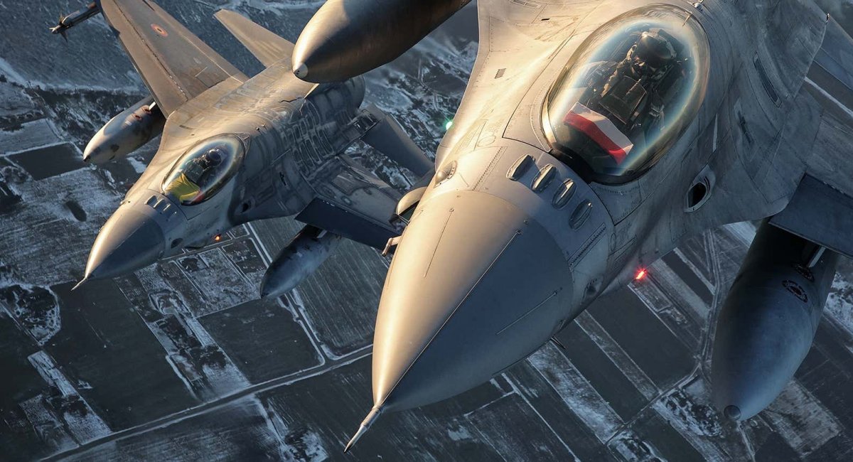 Baltic Air Policing проти російської загрози: унікальні фото винищувачів F-16, які чергують у небі НАТО 