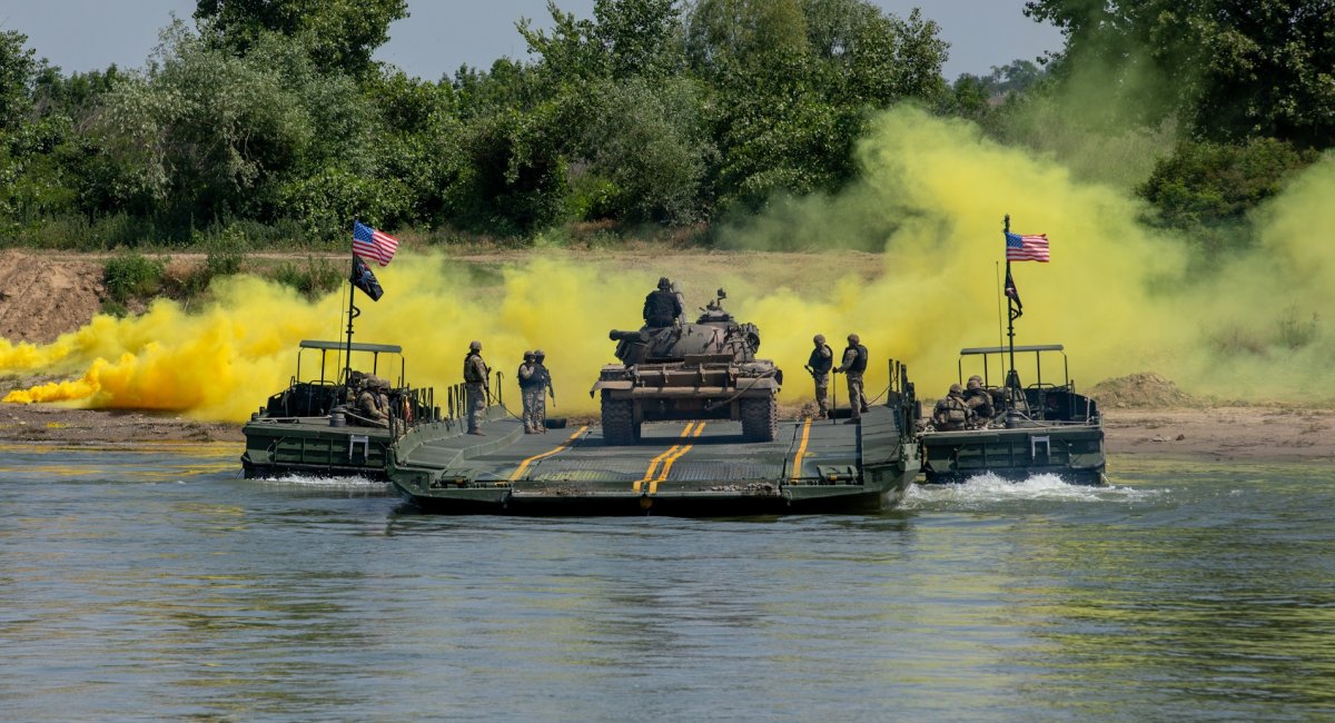 У Румунії сили НАТО разом із США відпрацювали форсування та повторили Білогорівку