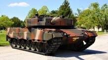 Греція нарешті модернізує свої Leopard 2A4, але що обере - влучно стріляти, захист від дронів або ж і те й інше