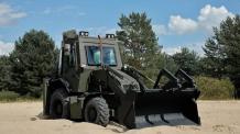 Нова бронемашина для облаштування позицій та інших інженерних робіт - деталі UAT-SPIDER від "УкрАрмоТех"