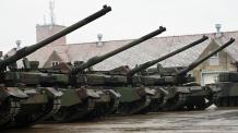 У кого півбатальйона танків стоїть просто під парканом, три батареї Typhon за 4 роки пустили лише 5 ракет та інші новини тижня