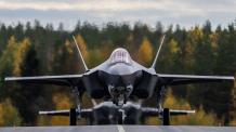 Фінляндія нарешті отримала перші стройові F-35, що дозволяє почати зняття з озброєння F/A-18