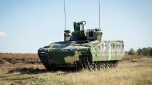 Чому німецькі БМП Lynx досі не дісталися на фронт до ЗСУ та які це може мати наслідки для їхнього виробництва в Україні