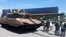 Що за танк CAPINT на шасі німецького Leopard, який може замінити французькі Leclerc та в чому буде його найбільша проблема