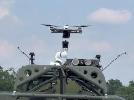 Війна роботів все ближче з автоматизованими системами зльоту та посадки БПЛА з машини на ходу