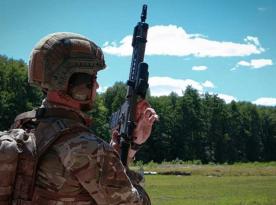 Спецпризначенці НГУ переходять на вітчизняні штурмові гвинтівки UAR-15 (відео)