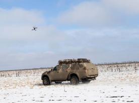 Наскільки реальними для ЗСУ є 50-100 тисяч FPV-дронів-камікадзе, і чому це важливо для фронту
