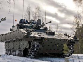 Не пройшло і місяця з набуття готовності, а БМП Ajax вже забороняють використовувати через масові травми військових