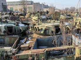Як у РФ розпиляли ремонтні заводи й тепер не знають де відновлювати бронетехніку