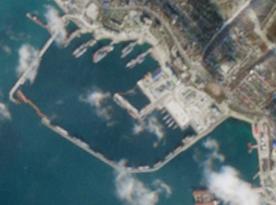 Рашисти так перелякались підводних дронів СБУ, що закрили навіть внутрішню бухту Новоросійська з субмаринами