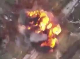 Рашисти знову наскладали міни в одну купу і отримали потужний вибух від українського БПЛА (відео)