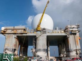 З найбільшої морської РЛС у світі вперше за 20 років зняли купол (фото)