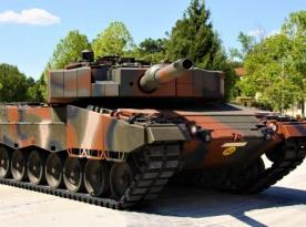 Греція нарешті модернізує свої Leopard 2A4, але що обере - влучно стріляти, захист від дронів або ж і те й інше