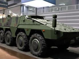 Аби оператори дронів не були беззахисними, KNDS зробили їм пункт управління Boxer UxV CS на базі важкого броньовика