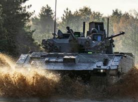 Міністри бідкаються, що їх обманювали про проблеми з БМП Ajax, але готові