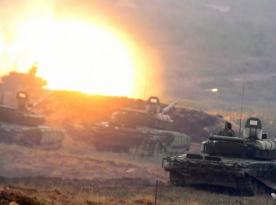 Танковий рельсотрон армії РФ у дії: рятувати танки після бою будуть ремонтні поїзди 