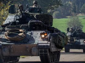 Чому скорочення сил США для війни у Європі вдвічі це не про виведення військ, а значно загрозливіше запрошення РФ до атаки