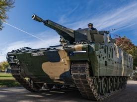 Угорці з БТР-80А переходять на KF41 Lynx і відчувають різницю не тільки в характеристиках цих бронемашин