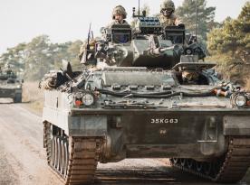 Попри шалені проблеми з новими БМП Ajax у Великій Британії старі Warrior знімуть рівно у строк