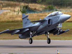 Saab вперше підняв у повітря Gripen F, що це за версія винищувача і чим він важливий для України