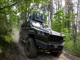 Скільки коштує перевірений на фронті український бронеавтомобіль Inguar-3 та які особливості тут треба враховувати
