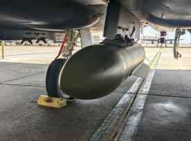 США вперше використали новітню протибункерну бомбу GBU-72/B, щоб відкрити Ормузьку протоку