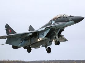 Чи стануть рашисти застосовувати для війни проти України свої палубні МиГ-29К та Су-33 