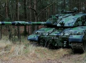 Обдурити людину та штучний інтелект: камуфляж наступного покоління для британських танків