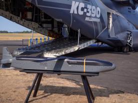 Робити залп дешевими крилатими ракетами з літака-бестселера - Barracuda-500M інтегрують на бразильський C-390 Millennium