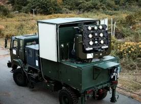 Поки китайські лазери палять дрони по 20 хвилин, у Індії збираються купити свої аналоги, які невідомо чи працюють