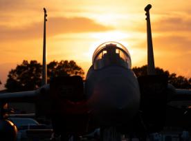 США стрімкими темпами втрачають останній козир - перевагу у повітрі, літаки списують у 4,5 раза швидше, ніж роблять