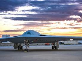 Скільки сотень стелс-бомбардувальників B-21 Raider за 700 мільйонів кожен, потрібно США