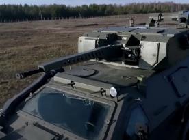 РФ тягне в Україну реінкарнацію БТР-40 з 