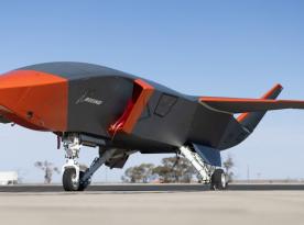 Історичний та перший постріл AIM-120 з Ghost Bat - скільки часу пішло, щоб зробити такий дрон