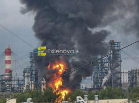 Щоб підпалити НПЗ за 15 км від Кремля у Москві, українським дронам довелось пройти 4 кола ППО