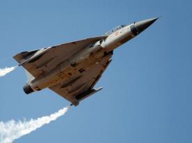 До індійських винищувачів Tejas немає двигунів з США і їх не буде до 2028 року, але Делі все одно замовила літаки
