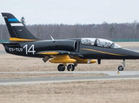 L-39 з гарматами проти реактивних 