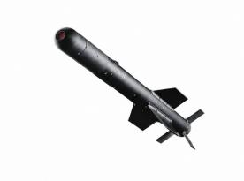 Є натяк, що в Україну може потрапити маленька 72-см ракета CM-70 з Канади, яка знадобиться проти реактивних 