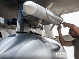 Німеччина заплатить за AIM-120 більше, ніж за власний Meteor, але інших варіантів немає