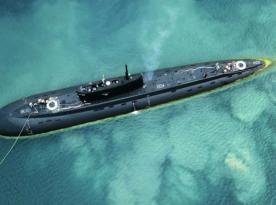 Нові супутникові знімки наочно показують як рашисти захищають свої підводні носії 