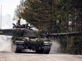 Британці мають більше коней, чим танків Challenger 2, і на повному серйозі тренують кінні патрулі