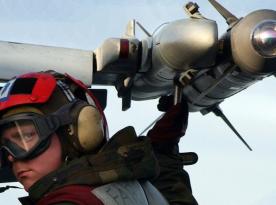 AIM-9X Block II на експорт коштує близько 1 млн доларів, AIM-120C-8 втричі дорожче 